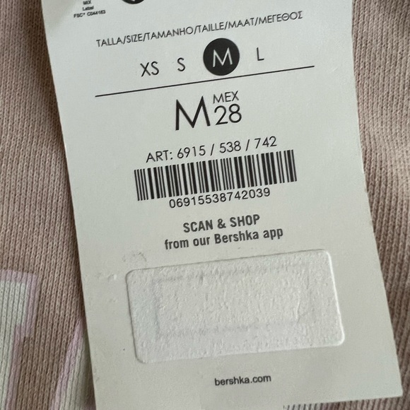 Nwt Bershka long sleeve Los Angeles the hippest crop crew neck size medium beige - Picture 4 of 4